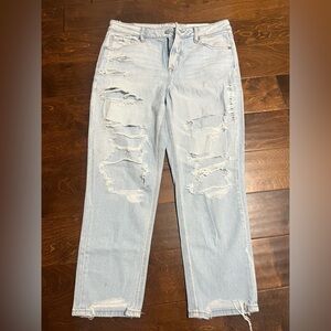 American Eagle Outfitters Light Blue Distressed Mom Jeans